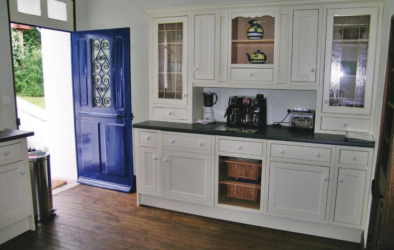 Lovely Home In Chateauneuf Du Faou With Wifi Saint-Thois المظهر الخارجي الصورة